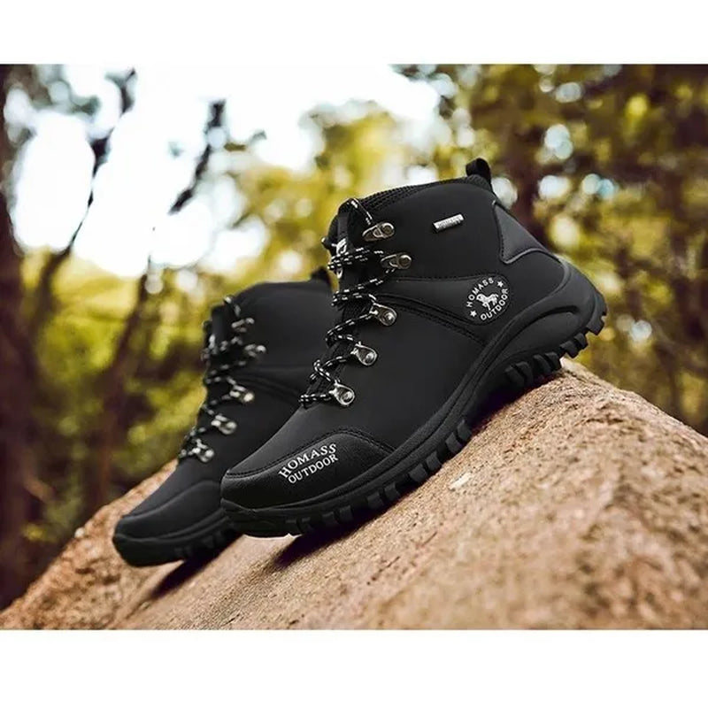 2021 New Four Seasons Hiking Shoes for Man Adults Outdoor Athletics Male Sneakers Breathable Trekking Mountain Sports Climbing Shoes